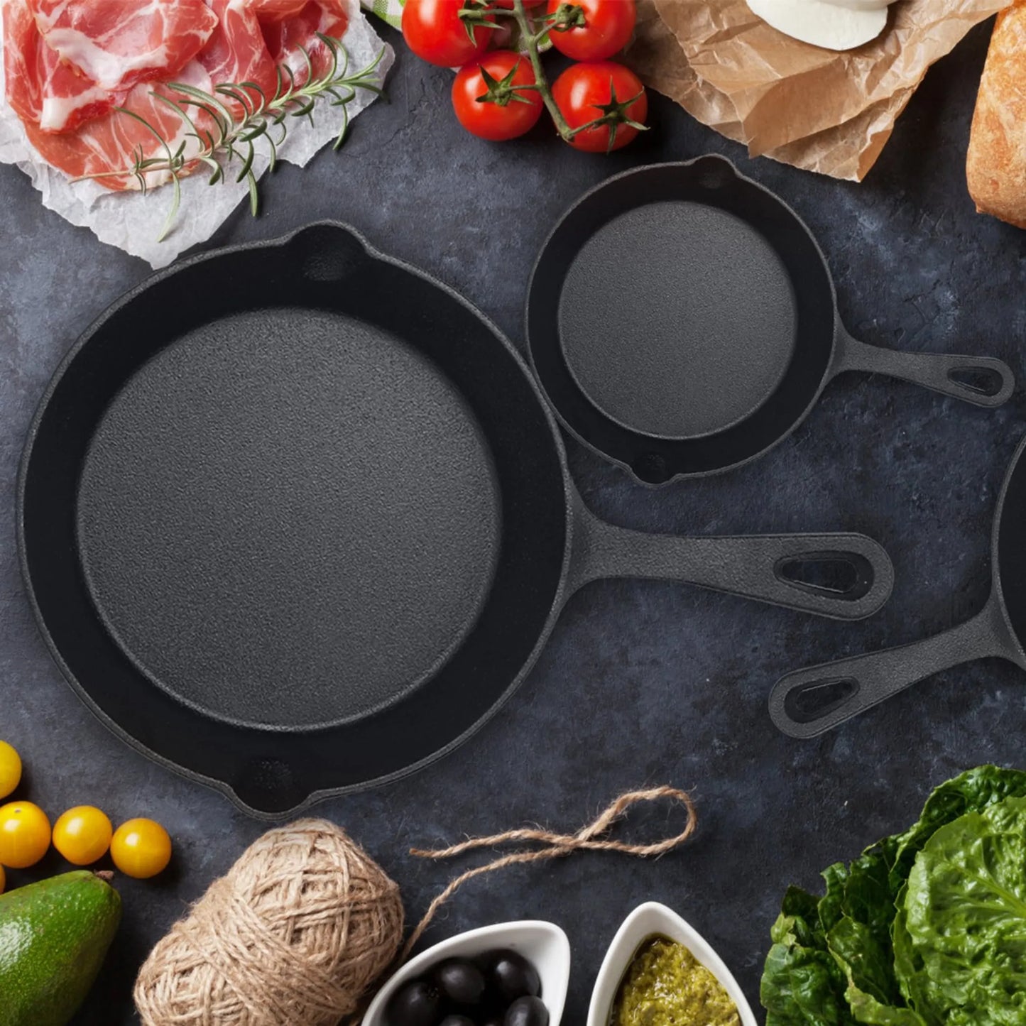 Alpcour 3-Piece Pre-Seasoned Cast Iron Skillet Set